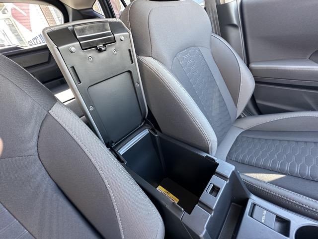 インプレッサ ＳＴ－Ｇ　２ＷＤ　純正ナビゲーション　全方位カメラ　スマートキー　ＬＥＤヘッドライト　フルオートエアコン　革巻きハンドル　オートクルーズコントロール　フォグランプ　オートライト　ＵＳＢ充電ソケット（28枚目）