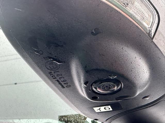 スイフト ハイブリッドＭＺ　全方位カメラ付きナビゲーション　社外ホイール　スマートキー　ＬＥＤヘッドライト　オートエアコン　シートヒーター　電気式パーキングブレーキ　ＵＳＢ充電ソケット　革巻きハンドル　オートクルーズコントロール（32枚目）