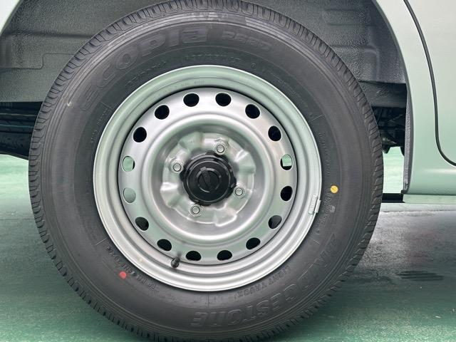 NV200バネットバン DX 前席パワーウィンドー キーレス 両側スライドドア 電動格納ドアミラー アイドリングストップ オートライト エアコン パワステ 登録済未使用車(15枚目)