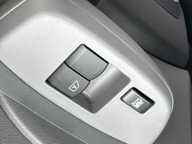 NV200バネットバン DX 前席パワーウィンドー キーレス 両側スライドドア 電動格納ドアミラー アイドリングストップ オートライト エアコン パワステ 登録済未使用車(16枚目)
