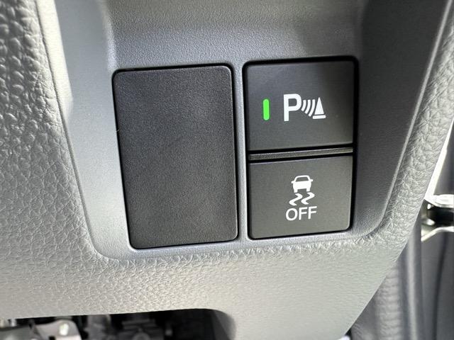 納車前に、専属のクリーニングスタッフが、ピッカピカにクリーニングして納車いたします！もちろん、ピッカピカの状態でお渡しするクリーニング費用も支払総額に含まれています！