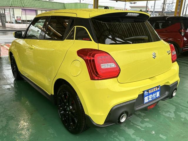 スイフトスポーツ ZC33S ファイナルエディション 6MT 特別仕様車 限定生産車 デュアルセンサーブレーキサポート LEDヘッドランプ アダプティブクルーズコントロール 専用エクステリア&インテリア 本革巻ステアリング シートヒーター 登録済未使用車(5枚目)