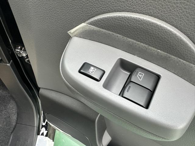 ＮＶ２００バネットバン ＤＸ　２人乗り　キーレス　両側スライドドア　電動格納ドアミラー　パワーウィンドー　アイドリングストップ　オートライト　エアコン　パワステ（16枚目）