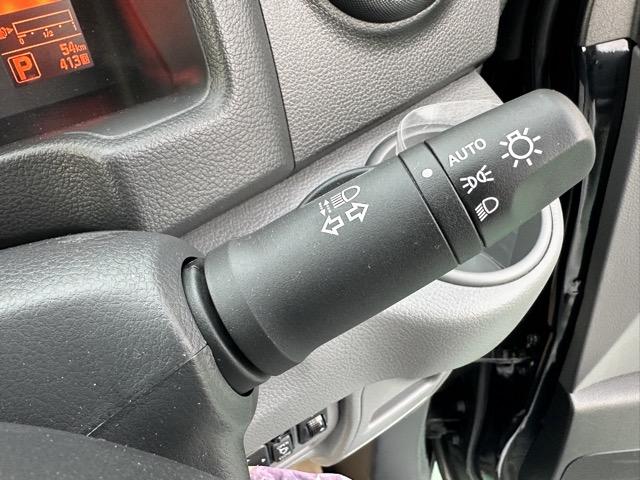 ＮＶ２００バネットバン ＤＸ　２人乗り　キーレス　両側スライドドア　電動格納ドアミラー　パワーウィンドー　アイドリングストップ　オートライト　エアコン　パワステ（19枚目）