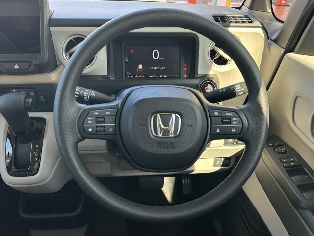 N-BOX ベースグレード コンフォートパッケージ/パワースライドドア・リアセンターアームレスト・シートバックテーブル・オートリトラミラー ホンダセンシング フルLEDヘッドライト 運転席&助手席シートヒーター ディーラー試乗車(11枚目)