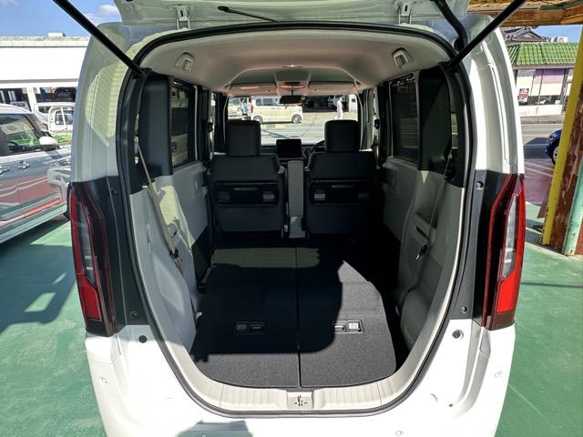 N-BOX ベースグレード コンフォートパッケージ/パワースライドドア・リアセンターアームレスト・シートバックテーブル・オートリトラミラー ホンダセンシング フルLEDヘッドライト 運転席&助手席シートヒーター ディーラー試乗車(14枚目)