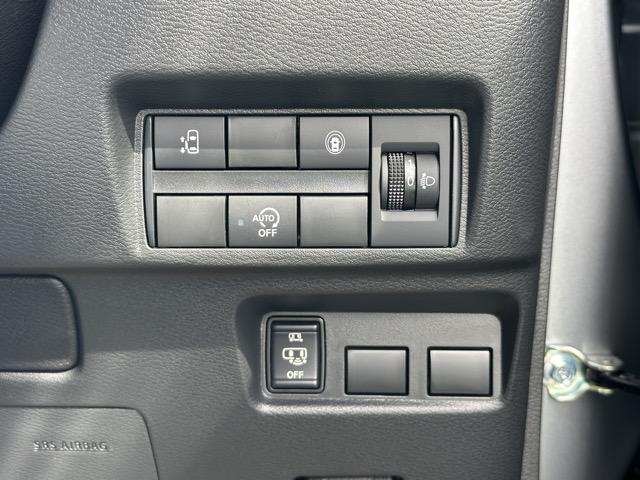 ルークス ハイウェイスター Gターボ スマートキー LEDヘッドライト アラウンドビューモニター 片側パワースライドドア フルオートエアコン ロールサンシェード シートバックテーブル サーキュレーター アイドリングストップ フォグランプ(18枚目)