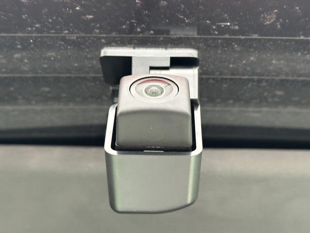 アウトランダーＰＨＥＶ Ｐ　７人乗り　純正ナビゲーション　全方位カメラ　マイパイロット　スマートキー　ＬＥＤヘッドライト　フルオートエアコン　シートヒーター＆ハンドルヒーター　パワーシート　パワーバックドア　ＡＣ１００Ｖ電源（40枚目）