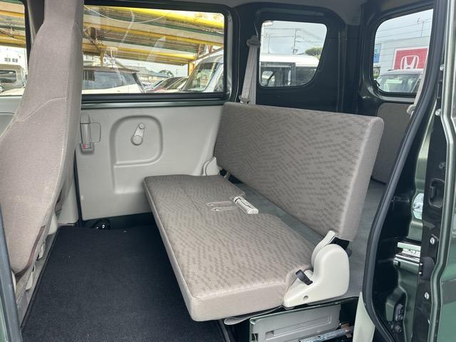 エブリイ PAリミテッド 4AT 純正ラジオ キーレス 両側スライドドア 前側パワーウィンドー USB充電ソケット アイドリングストップ オートライト エアコン パワステ(7枚目)