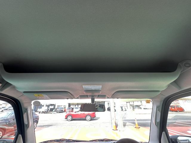 エブリイ PAリミテッド 4AT 純正ラジオ キーレス 両側スライドドア 前側パワーウィンドー USB充電ソケット アイドリングストップ オートライト エアコン パワステ(10枚目)