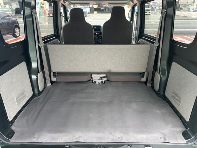 エブリイ PAリミテッド 4AT 純正ラジオ キーレス 両側スライドドア 前側パワーウィンドー USB充電ソケット アイドリングストップ オートライト エアコン パワステ(11枚目)