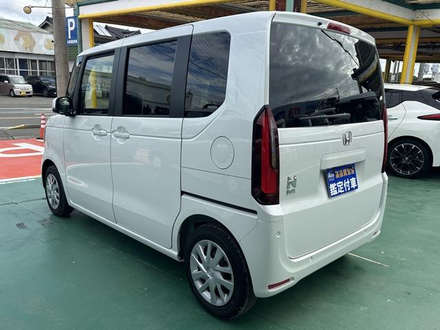N-BOX ベースグレード コンフォートパッケージ/パワースライドドア・リアセンターアームレスト・シートバックテーブル・オートリトラミラー ホンダセンシング フルLEDヘッドライト 運転席&助手席シートヒーター ディーラー試乗車(5枚目)