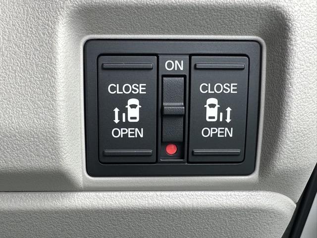 N-BOX ベースグレード コンフォートパッケージ/パワースライドドア・リアセンターアームレスト・シートバックテーブル・オートリトラミラー ホンダセンシング フルLEDヘッドライト 運転席&助手席シートヒーター ディーラー試乗車(18枚目)