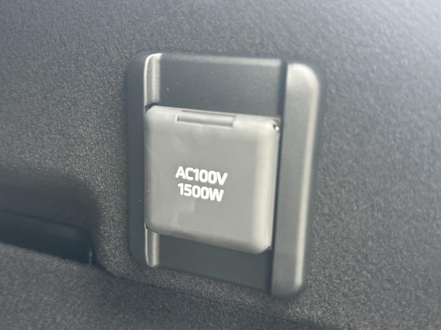 クラウンクロスオーバー Ｇアドバンスド・レザーパッケージ　純正ナビゲーション　パノラマカメラ　ＥＴＣ　スマートキー　ＬＥＤヘッドライト　フルオートエアコン　シートヒーター＆ベンチレーション　パワーシート　パワーバックドア　ＡＣ１００Ｖ電源　革巻きハンドル（14枚目）