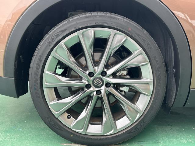 クラウンクロスオーバー Ｇアドバンスド・レザーパッケージ　純正ナビゲーション　パノラマカメラ　ＥＴＣ　スマートキー　ＬＥＤヘッドライト　フルオートエアコン　シートヒーター＆ベンチレーション　パワーシート　パワーバックドア　ＡＣ１００Ｖ電源　革巻きハンドル（17枚目）