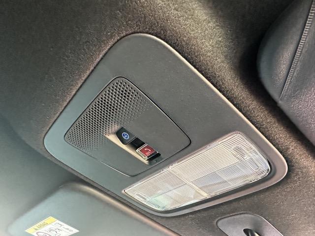 N-BOXカスタム ターボコーディネートスタイル フォグランプ スマートキー LEDヘッドライト 両側パワースライドドア フルオートエアコン シートヒーター ロールサンシェード シートバックテーブル 革巻きハンドル USB充電ソケット 届出済未使用車(24枚目)