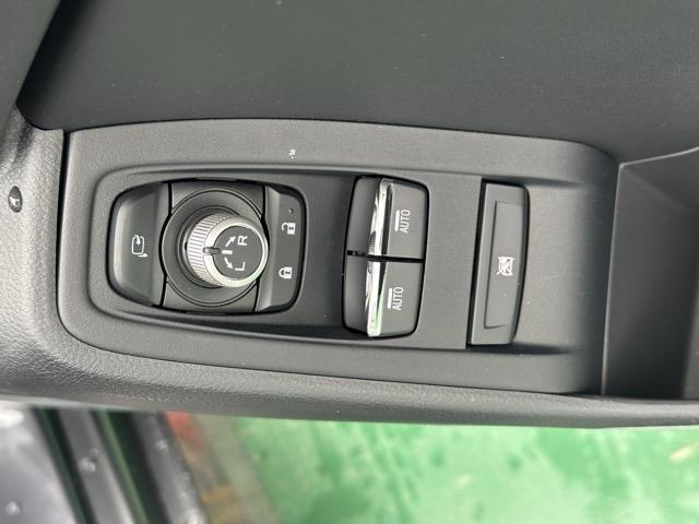 ＢＲＺ Ｓ　走行距離３，１５０ＫＭ　Ｂ型　ＡＴ　ナビゲーション　バックカメラ　スマートキー　ＬＥＤヘッドライト　フルオートエアコン　シートヒーター　革巻きハンドル　オートクルーズコントロール　パドルシフト（18枚目）