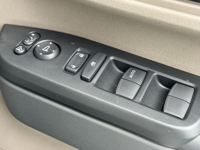 Ｎ－ＢＯＸジョイ ベースグレード　両側パワースライドドア　スマートキー　ＬＥＤヘッドライト　フルオートエアコン　シートヒーター　ロールサンシェード　シートバックテーブル　ＵＳＢ充電ソケット　オートクルーズコントロール　届出済未使用車（16枚目）