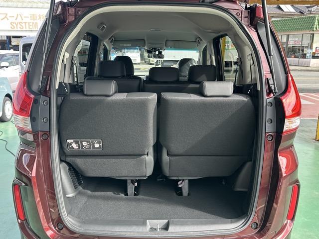 フリードハイブリッド ハイブリッド・G 7人乗り 純正ナビ(VXM-247VFNi)・バックモニター・ETC付 Sパッケージ ホンダセンシング LEDヘッドランプ 両側パワースライドドア 本革巻ステアリング ロールサンシェード スマートキー(13枚目)