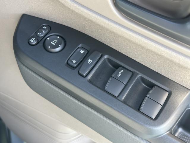N-BOXジョイ ベースグレード 4WD ホンダセンシング LEDヘッドランプ 両側パワースライドドア 電子制御パーキングブレーキ オートブレーキホールド機能 運転席・助手席シートヒーター シートバックテーブル 届出済未使用車(17枚目)
