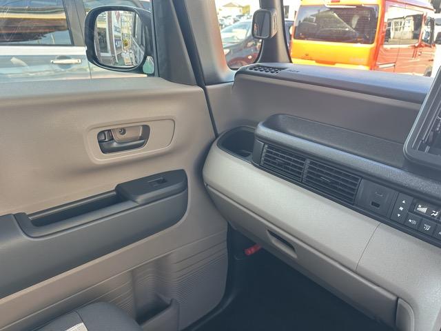 N-BOXジョイ ベースグレード 4WD ホンダセンシング LEDヘッドランプ 両側パワースライドドア 電子制御パーキングブレーキ オートブレーキホールド機能 運転席・助手席シートヒーター シートバックテーブル 届出済未使用車(22枚目)