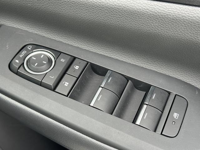 プリウス Z 純正ディスプレイオーディオ 全方位カメラ ETC スマートキー LEDヘッドライト フルオートエアコン シートヒーター&ベンチレーション パワーバックドア オートクルーズコントロール 革巻きハンドル(19枚目)