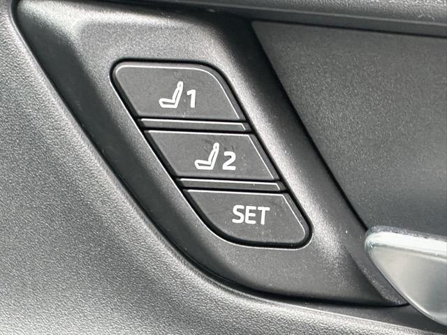 プリウス Z 純正ディスプレイオーディオ 全方位カメラ ETC スマートキー LEDヘッドライト フルオートエアコン シートヒーター&ベンチレーション パワーバックドア オートクルーズコントロール 革巻きハンドル(20枚目)