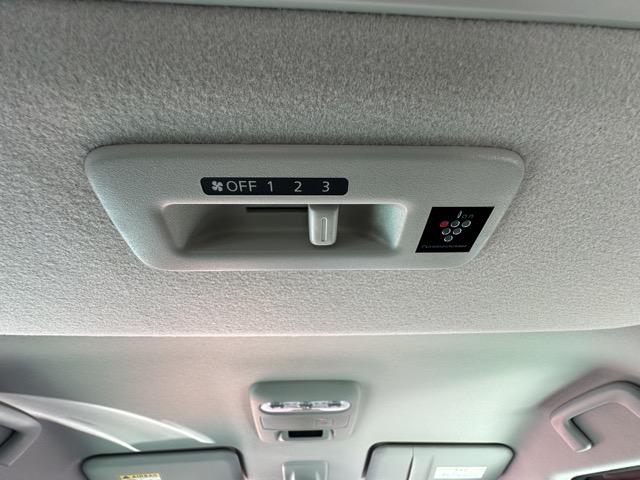 ルークス ハイウェイスター X 純正ナビゲーション アラウンドビューモニター スマートキー LEDヘッドライト 片側パワースライドドア フルオートエアコン シートヒーター&ハンドルヒーター ロールサンシェード サーキュレーター(11枚目)