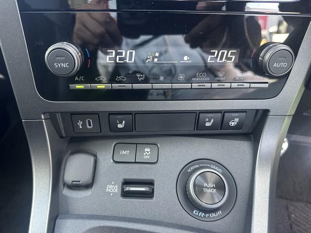 GRヤリス RZ ハイパフォーマンス 走行距離2,010km 4WD 6MT HKS製マフラー セーフティセンス LEDヘッドランプ ディスプレイオーディオ バックモニター ETC BBS製鍛造AW シートヒーター ステアリングヒーター(28枚目)