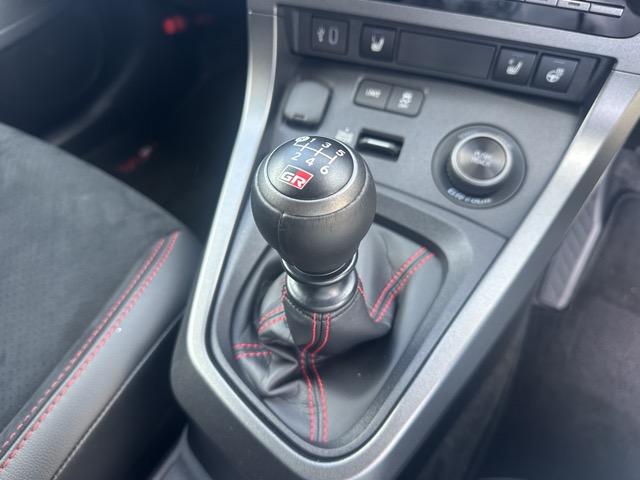 GRヤリス RZ ハイパフォーマンス 走行距離2,010km 4WD 6MT HKS製マフラー セーフティセンス LEDヘッドランプ ディスプレイオーディオ バックモニター ETC BBS製鍛造AW シートヒーター ステアリングヒーター(29枚目)