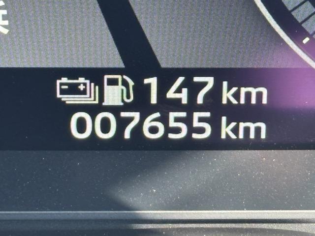 アウトランダーPHEV G 7人乗り 純正ナビゲーション e-Assist マイパイロット LEDヘッドランプ マルチアラウンドモニター エレクトリックテールゲート シートヒーター 本革巻ステアリング ロールサンシェード(29枚目)