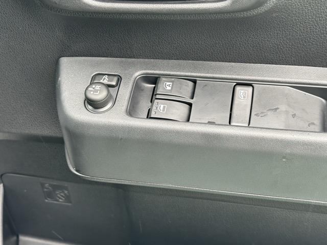 アトレー RS 走行距離163km スマートアシスト LEDヘッドランプ 両側パワースライドドア アダプティブクルーズコントロール オートエアコン ルーフコンソール スマートキー バックカメラ(17枚目)