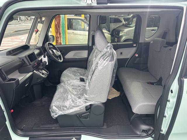 タント X スマートキー LEDヘッドライト 片側パワースライドドア フルオートエアコン シートヒーター USB充電ソケット ロールサンシェード シートバックテーブル バックカメラ オートライト 届出済未使用車(7枚目)