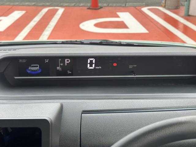 タント X スマートキー LEDヘッドライト 片側パワースライドドア フルオートエアコン シートヒーター USB充電ソケット ロールサンシェード シートバックテーブル バックカメラ オートライト 届出済未使用車(24枚目)