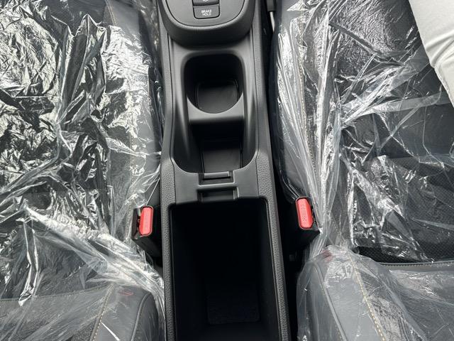 フィット RS ホンダセンシング LEDヘッドランプ 電子制御パーキングブレーキ オートブレーキホールド機能 本革巻ステアリング バックカメラ RS専用エクステリア&インテリア 液晶メーター 登録済未使用車(21枚目)