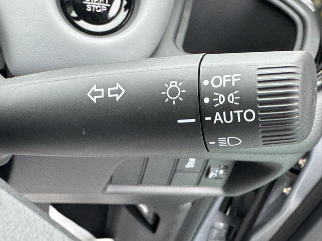 フィット RS ホンダセンシング LEDヘッドランプ 電子制御パーキングブレーキ オートブレーキホールド機能 本革巻ステアリング バックカメラ RS専用エクステリア&インテリア 液晶メーター 登録済未使用車(22枚目)