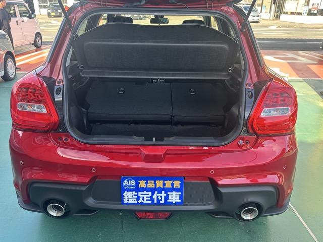 スイフトスポーツ ベースグレード　走行距離１０９ＫＭ　セーフティサポート装着車　６ＭＴ　スマートキー　ＬＥＤヘッドライト　フルオートエアコン　シートヒーター　革巻きハンドル　オートクルーズコントロール　フォグランプ　ディーラー試乗車（11枚目）