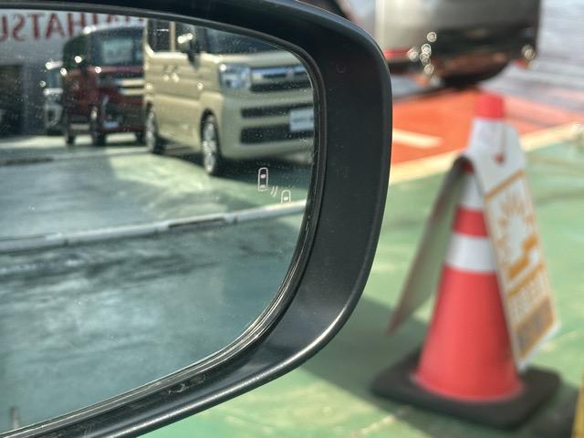 スイフトスポーツ ベースグレード　走行距離１０９ＫＭ　セーフティサポート装着車　６ＭＴ　スマートキー　ＬＥＤヘッドライト　フルオートエアコン　シートヒーター　革巻きハンドル　オートクルーズコントロール　フォグランプ　ディーラー試乗車（21枚目）