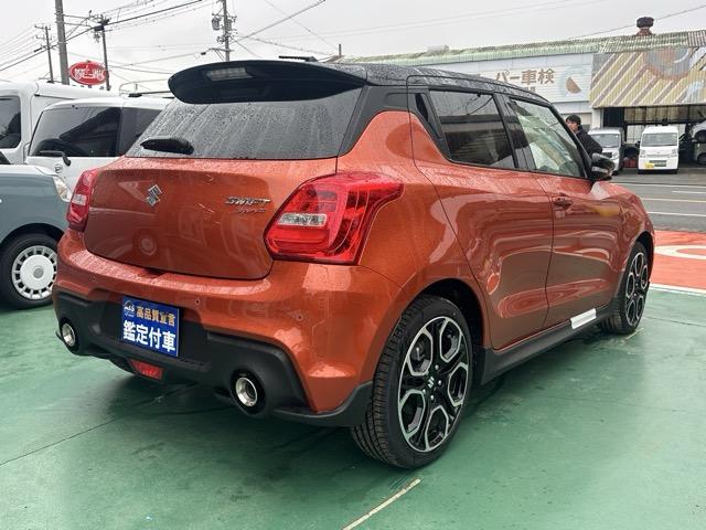 スイフトスポーツ ベースグレード 走行距離17KM セーフティサポート装着車 6MT スマートキー LEDヘッドライト フルオートエアコン シートヒーター 革巻きハンドル オートクルーズコントロール フォグランプ オートライト(13枚目)