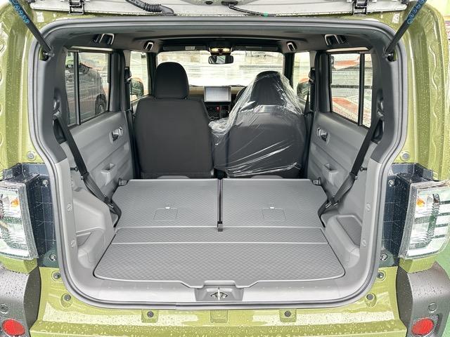 タフト G ダーククロムベンチャー 9インチディスプレイオーディオ バックカメラ スマートキー LEDヘッドライト フルオートエアコン シートヒーター 革巻きハンドル オートクルーズコントロール 電気式パーキングブレーキ 届出済未使用車(11枚目)