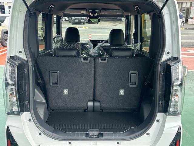 タント カスタムX スマートキー LEDヘッドライト 両側パワースライドドア フルオートエアコン シートヒーター USB充電ソケット ロールサンシェード シートバックテーブル バックカメラ フォグランプ 届出済未使用車(13枚目)