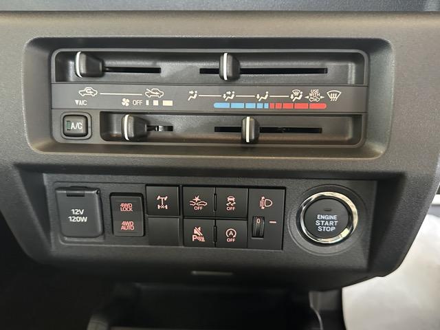 ハイゼットトラック エクストラ 4WD CVT フロアマット サイドバイザー スマートキー 電動格納ドアミラー パワーウィンドー 作業灯 衝突被害軽減ブレーキ アイドリングストップ オートライト エアコン パワステ 届出済未使用車(20枚目)