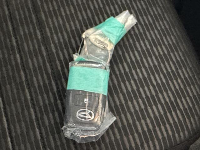 ハイゼットトラック エクストラ 4WD CVT フロアマット サイドバイザー スマートキー 電動格納ドアミラー パワーウィンドー 作業灯 衝突被害軽減ブレーキ アイドリングストップ オートライト エアコン パワステ 届出済未使用車(23枚目)