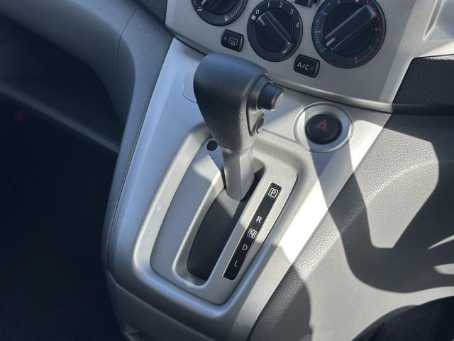 ★納車前に、当社の指定工場で納車前点検を行って納車しますので、安心してお乗りいただけます！もちろん、点検料は車両本体価格に含まれています。