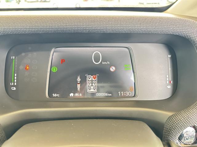 フリード ｅ：ＨＥＶエアー　ＥＸ　６人乗り　内装色／ブラック　ホンダセンシング　ＬＥＤヘッドライト　両側パワースライドドア　運転席＆助手席シートヒーター　リアクーラー　液晶メーター　本革巻ステアリング・セレクトレバー　登録済未使用車（26枚目）