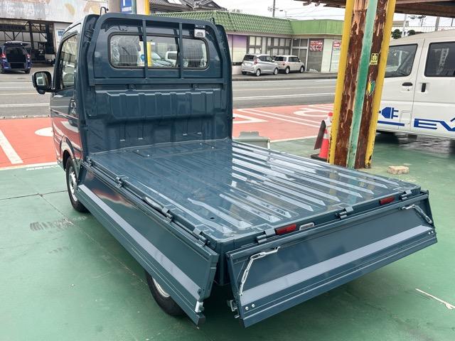 キャリイトラック KX 2WD 4AT 純正CDデッキ キーレス LEDヘッドライト 電動格納ドアミラー パワーウィンドー 作業灯 衝突被害軽減ブレーキ クリアランスソナー フォグランプ アイドリングストップ 届出済未使用車(11枚目)