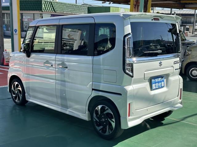 スペーシアカスタム ハイブリッドXSターボ スマートキー LEDヘッドライト 両側パワースライドドア フルオートエアコン シートヒーター ロールサンシェード シートバックテーブル サーキュレーター ヘッドアップディスプレイ 届出済未使用車(5枚目)