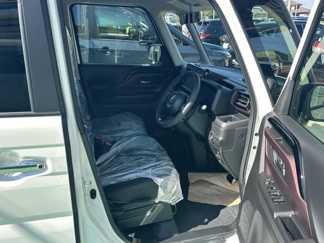 スペーシアカスタム ハイブリッドXSターボ スマートキー LEDヘッドライト 両側パワースライドドア フルオートエアコン シートヒーター ロールサンシェード シートバックテーブル サーキュレーター ヘッドアップディスプレイ 届出済未使用車(19枚目)