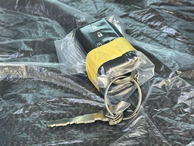 スペーシアカスタム ハイブリッドXSターボ スマートキー LEDヘッドライト 両側パワースライドドア フルオートエアコン シートヒーター ロールサンシェード シートバックテーブル サーキュレーター ヘッドアップディスプレイ 届出済未使用車(20枚目)