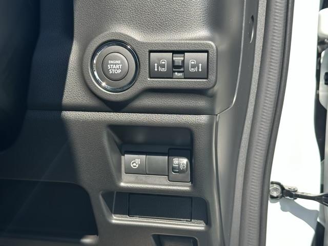 スペーシアカスタム ハイブリッドXSターボ スマートキー LEDヘッドライト 両側パワースライドドア フルオートエアコン シートヒーター ロールサンシェード シートバックテーブル サーキュレーター ヘッドアップディスプレイ 届出済未使用車(21枚目)